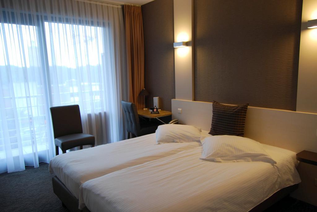 Hotel Melinda Oostende Cameră foto